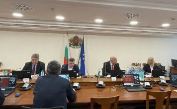 Демократична България: Пленумът на Висшия съдебен съвет